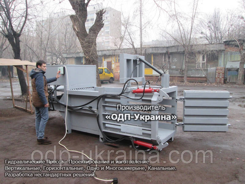 Прес Горизонтальний 40 тонн - Гідравлічний для макулатури та пластику ПЕТ тари